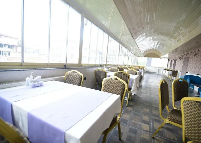 Oezdemir فندق أنقرة