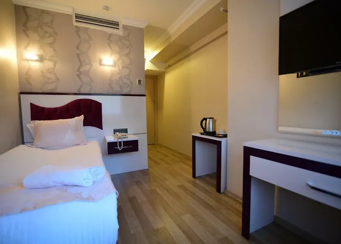 Oezdemir * 安卡拉